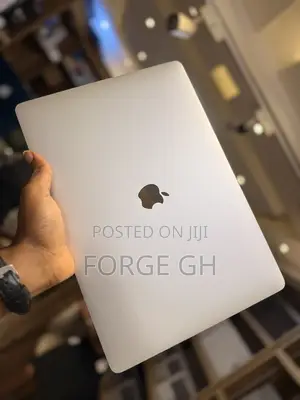 Laptop Apple MacBook Pro 2019 16GB Intel Core i7 SSD 256GB