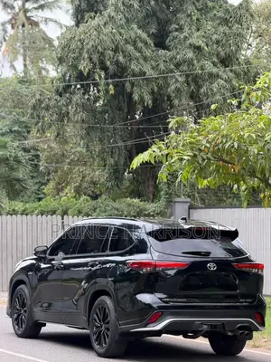 Toyota Highlander XSE AWD 2024 Black