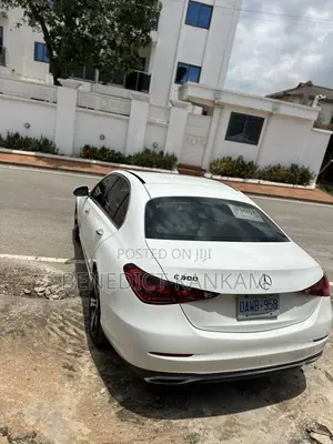 Mercedes-Benz C300 2022 White
