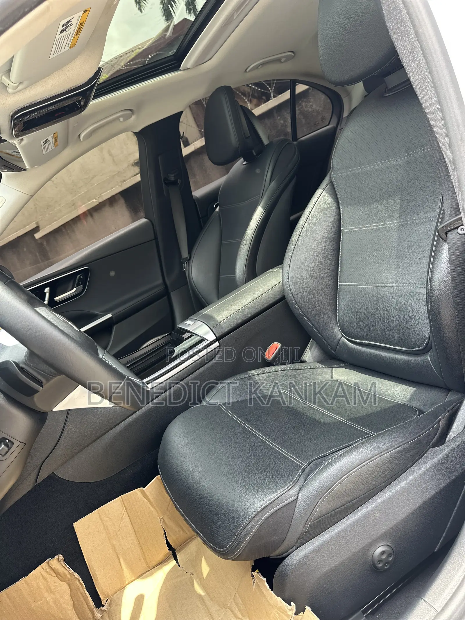 Mercedes-Benz C300 2022 White