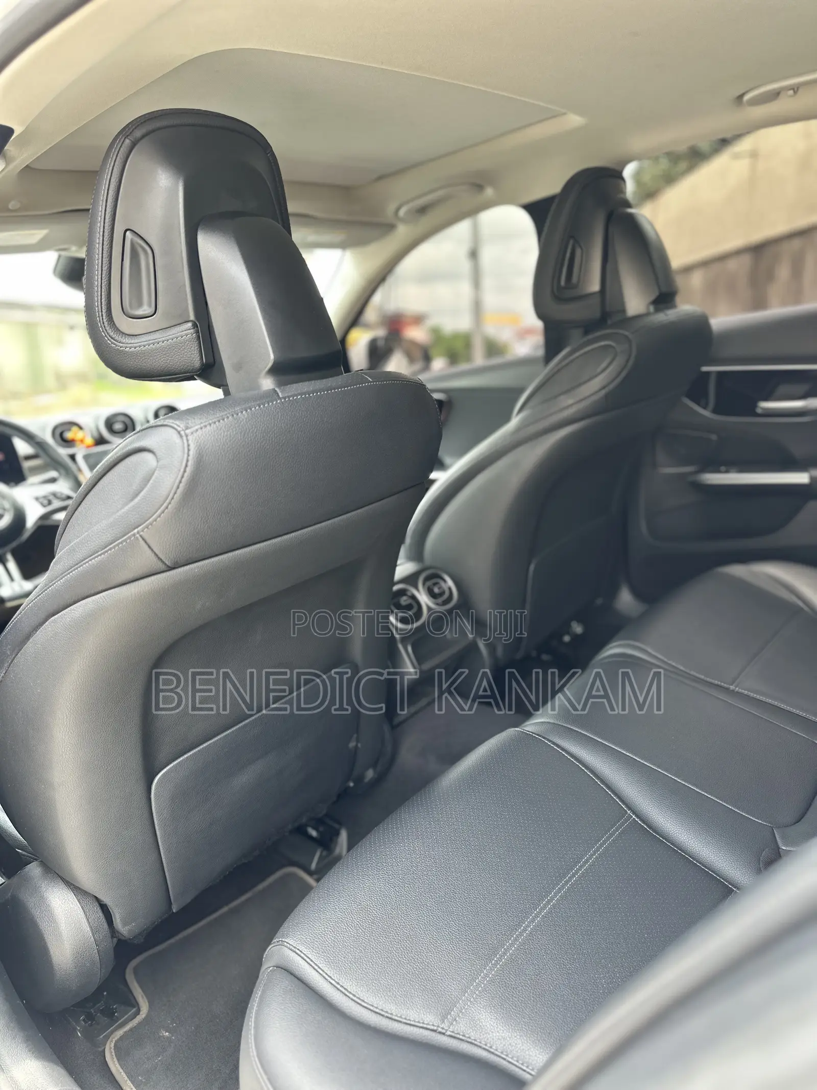 Mercedes-Benz C300 2022 White