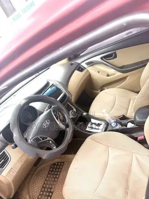 Hyundai Elantra 2013 Red