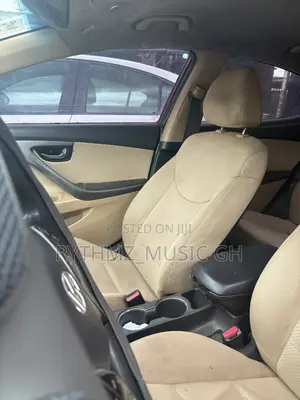 Hyundai Elantra 2013 Red