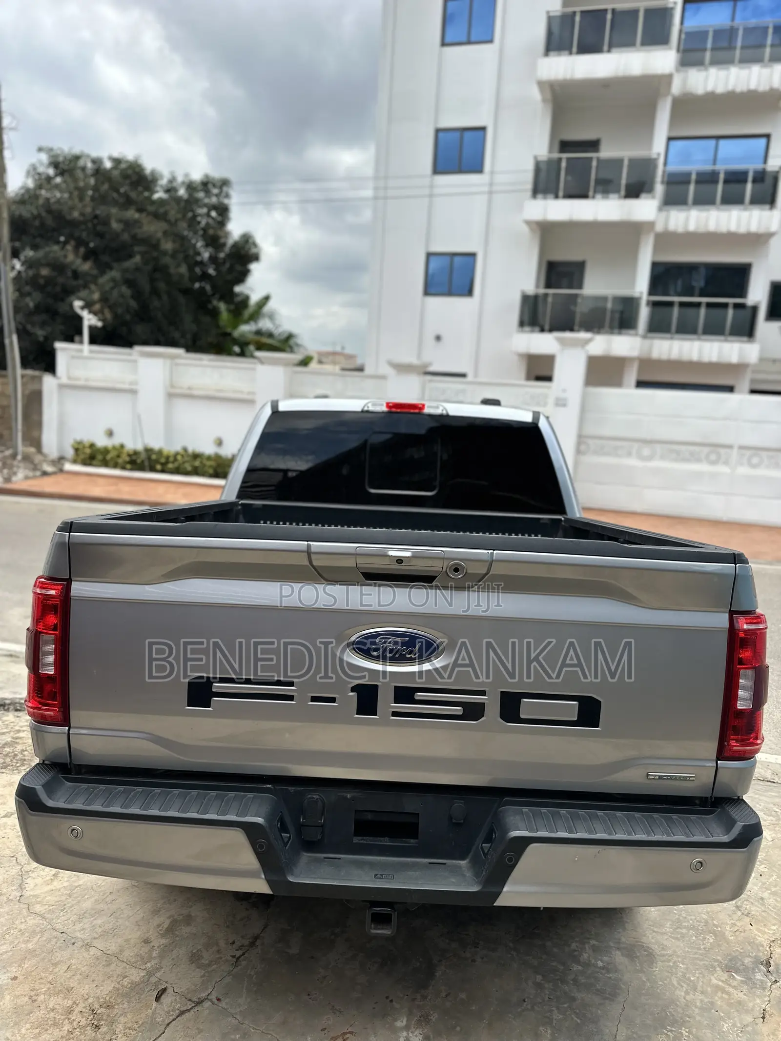 Ford F-150 XLT 2023 Silver
