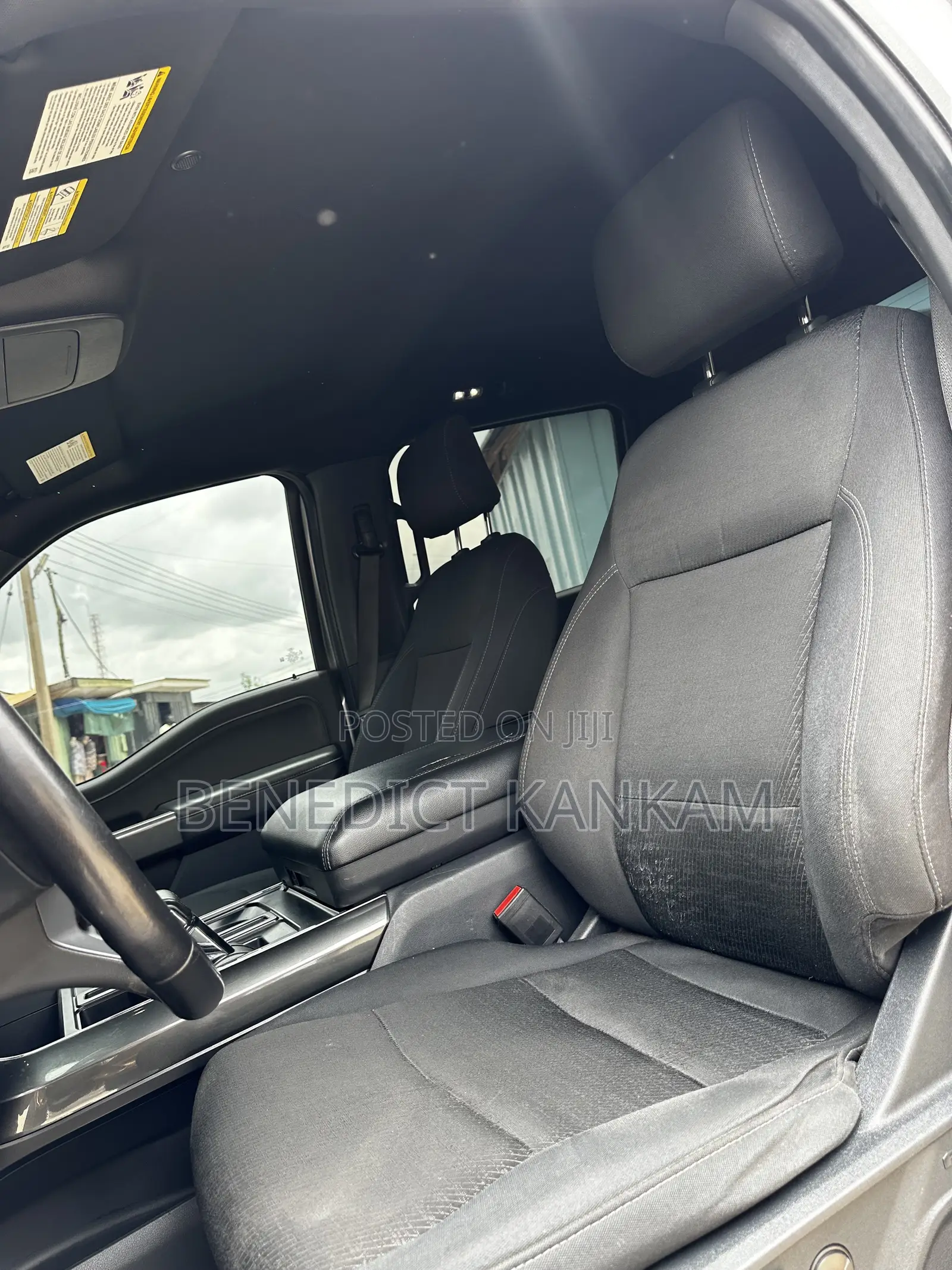 Ford F-150 XLT 2023 Silver
