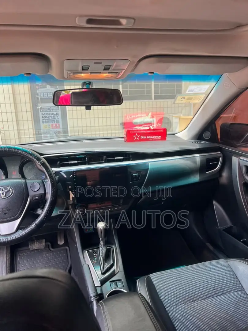 Toyota Corolla 2016 Blue