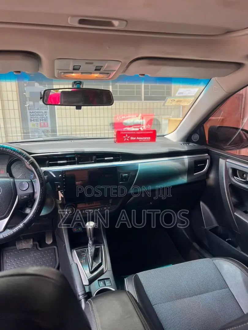 Toyota Corolla 2016 Blue