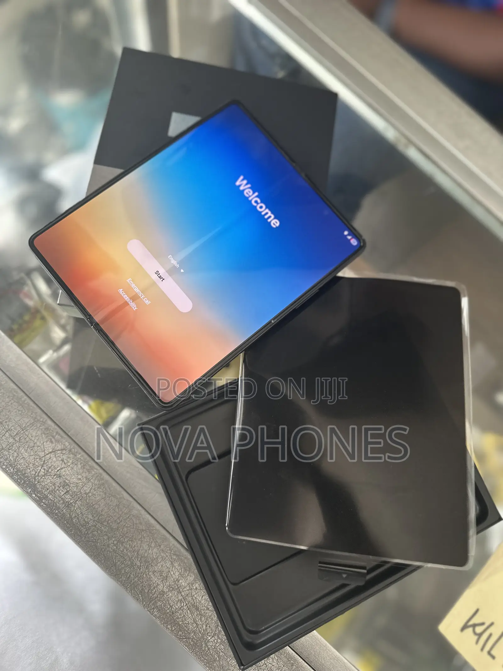 New Samsung Galaxy Z Fold 3 256 GB Black