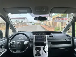Toyota Voxy 2011 Black