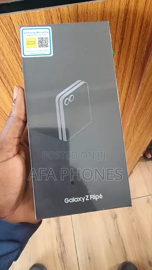 New Samsung Galaxy Z Flip6 256 GB Black