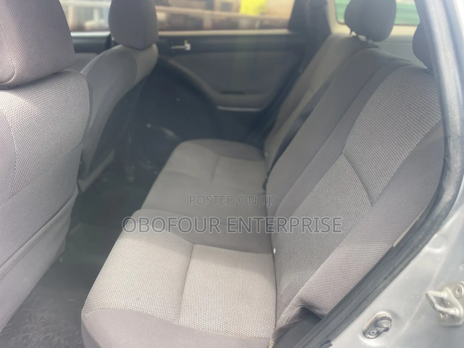Toyota Matrix Hatchback AWD (1.8L 4cyl 4A) 2006 Silver