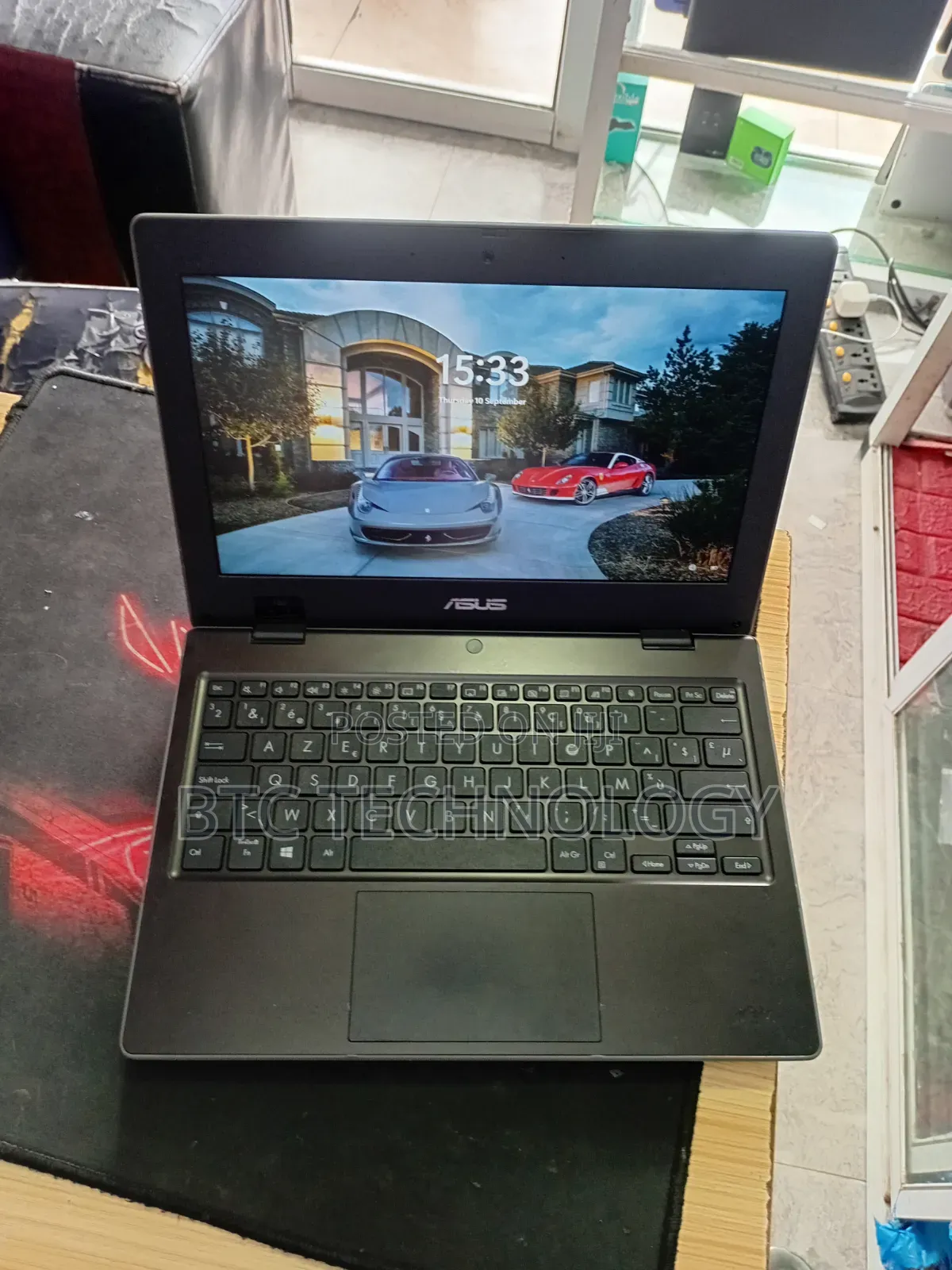 Laptop Asus Eee PC 1011HA 8GB Intel Celeron SSD 128GB