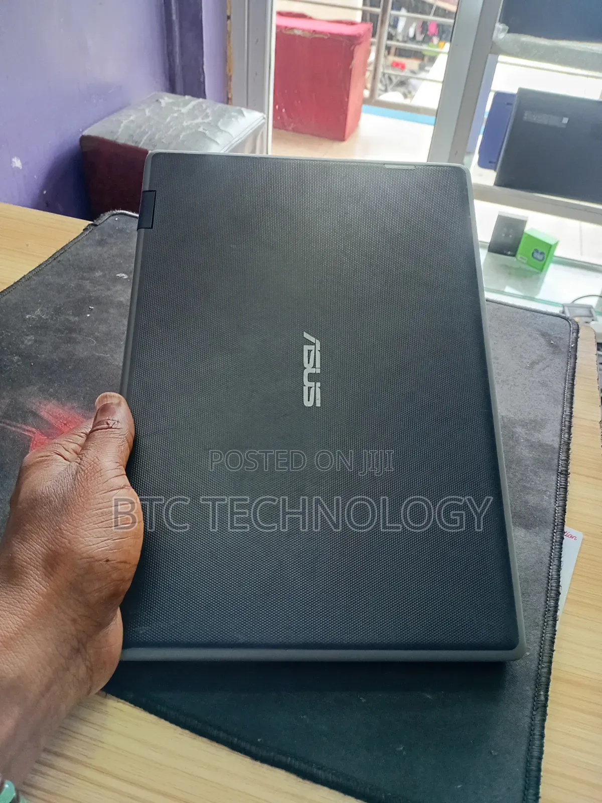 Laptop Asus Eee PC 1011HA 8GB Intel Celeron SSD 128GB