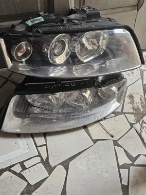 Audi A4 Headlight 05