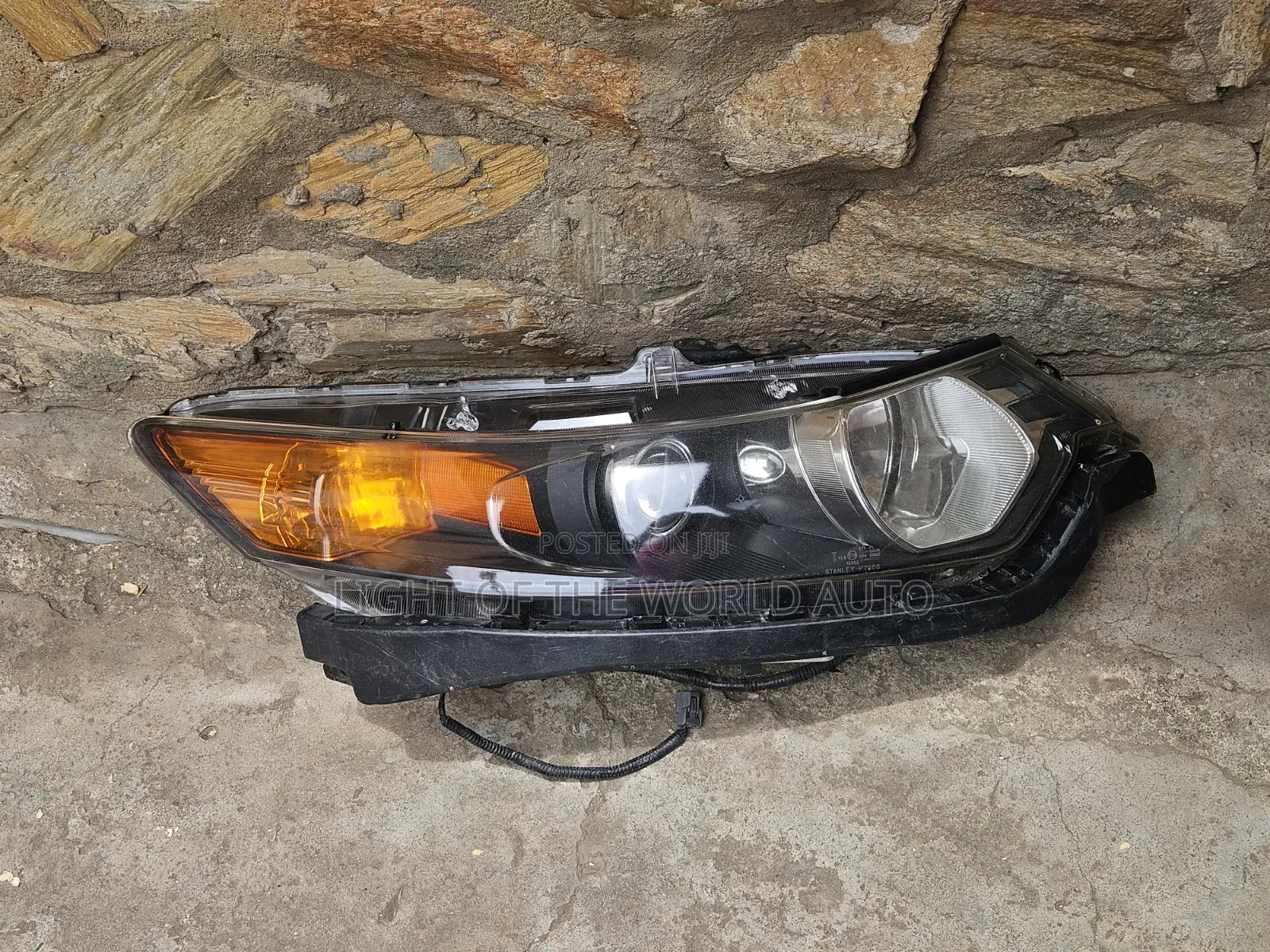 Acura TSX Headlight 2014 Right Side