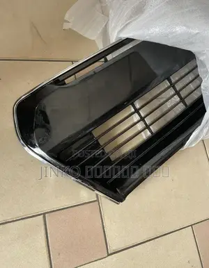 Toyota Corolla 2014-2016 Front Bumper Grille Se/Sport
