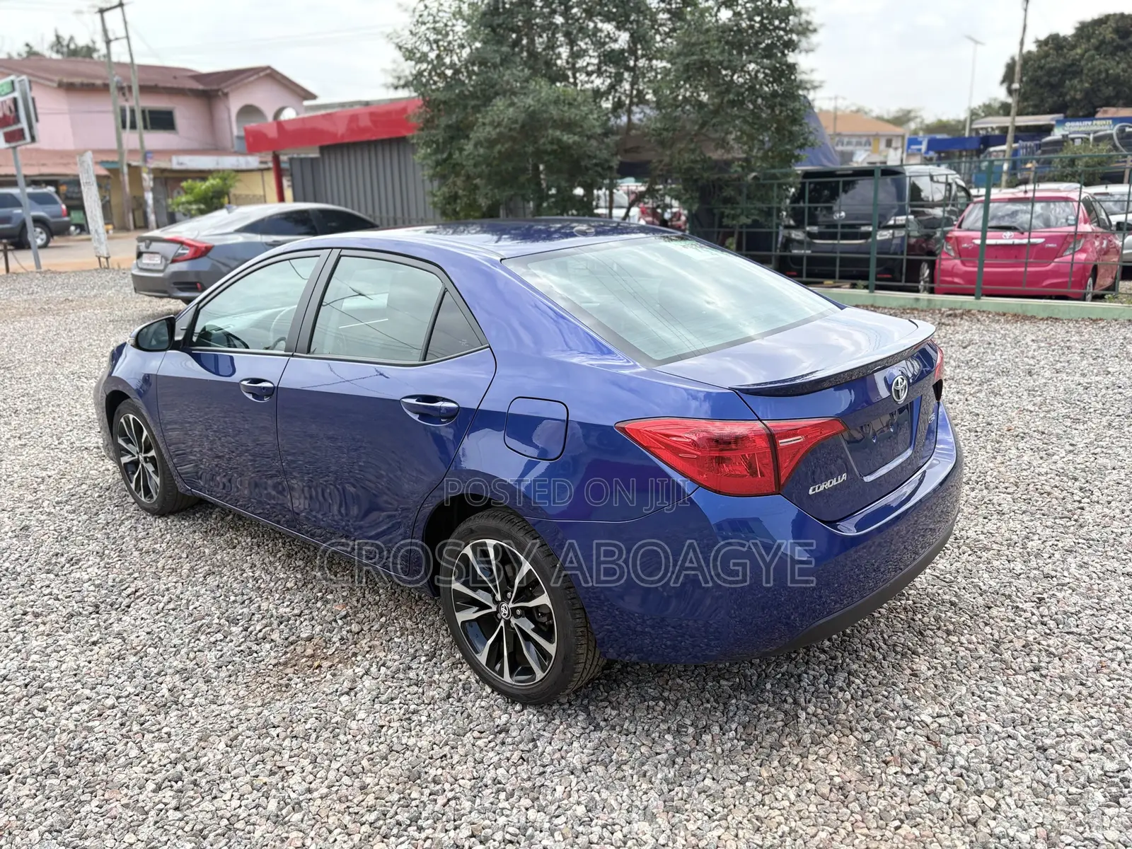 Toyota Corolla SE Special Edition 4dr Sedan (1.8L 4cyl CVT) 2017 Blue