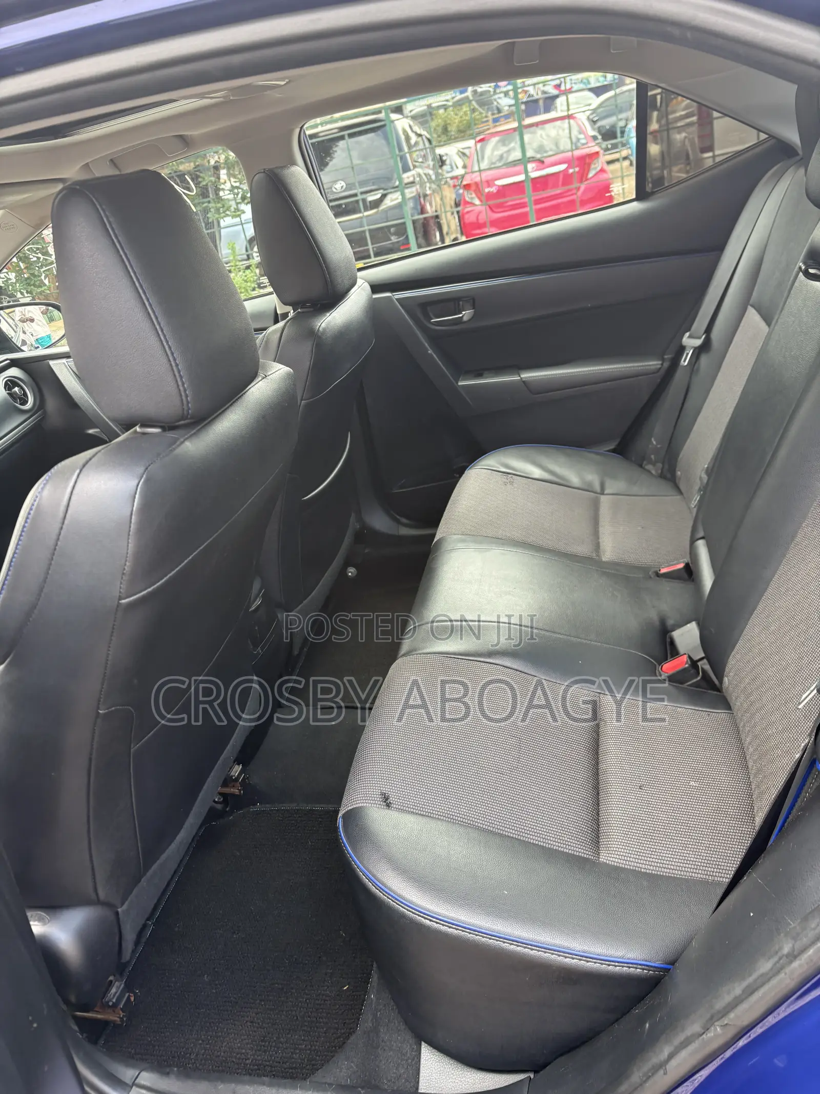 Toyota Corolla SE Special Edition 4dr Sedan (1.8L 4cyl CVT) 2017 Blue