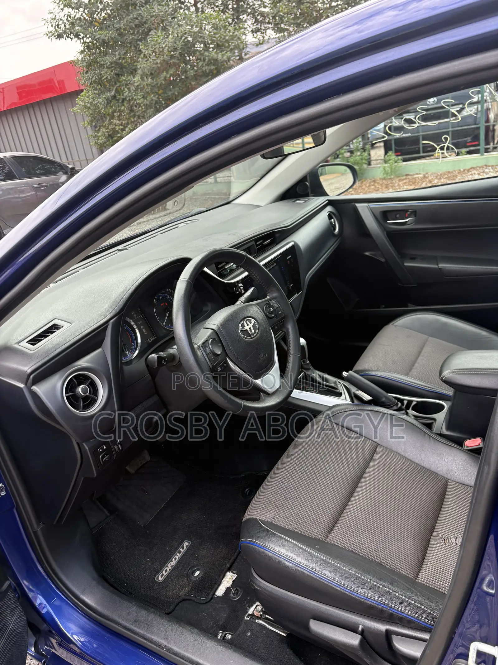 Toyota Corolla SE Special Edition 4dr Sedan (1.8L 4cyl CVT) 2017 Blue
