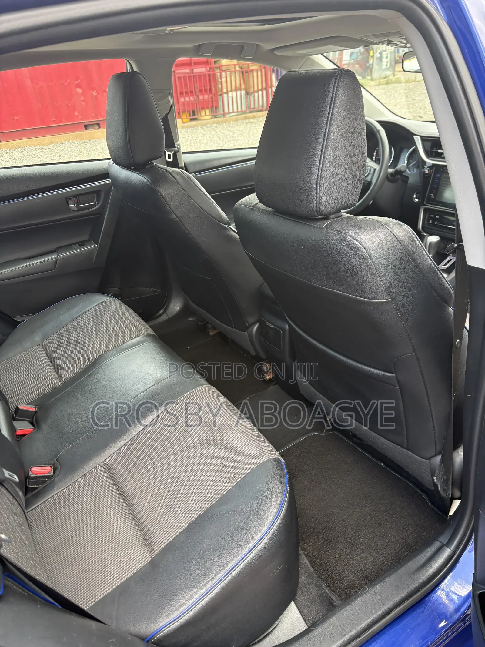 Toyota Corolla SE Special Edition 4dr Sedan (1.8L 4cyl CVT) 2017 Blue