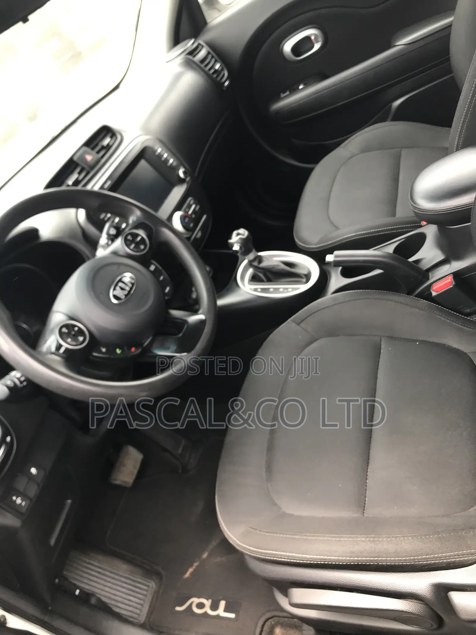 Kia Soul Hatchback 2019 White