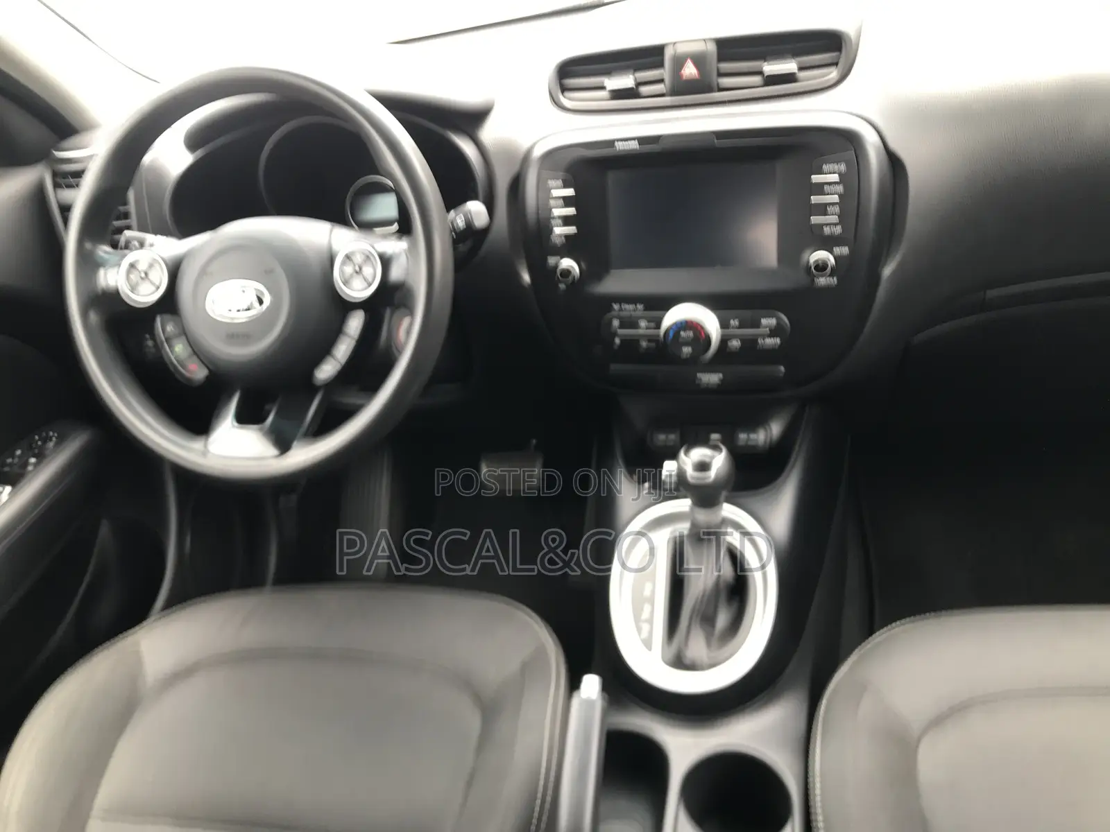 Kia Soul Hatchback 2019 White