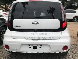 Kia Soul Hatchback 2019 White