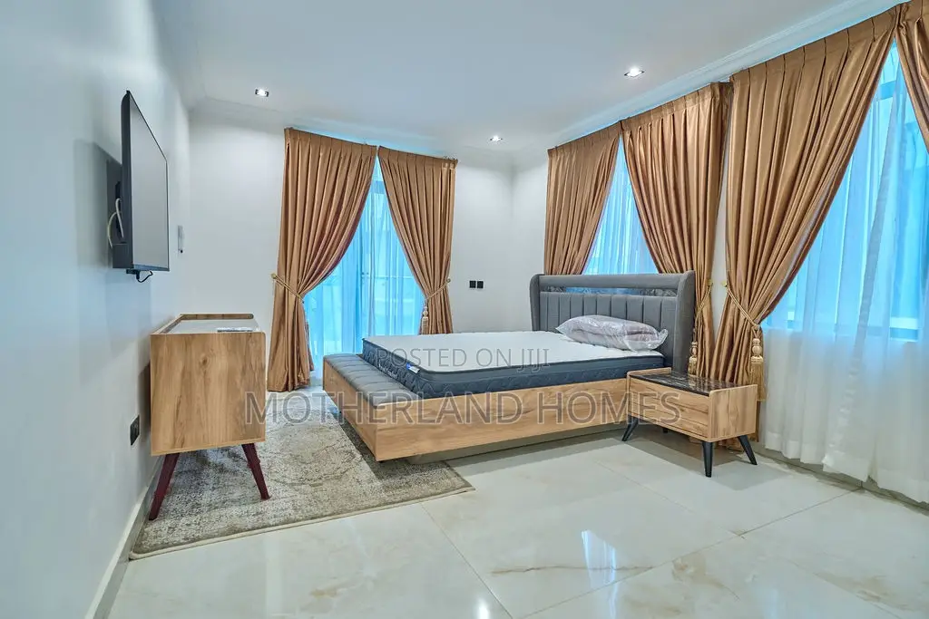 Furnished 5bdrm House in East Legon, Police Station for rent