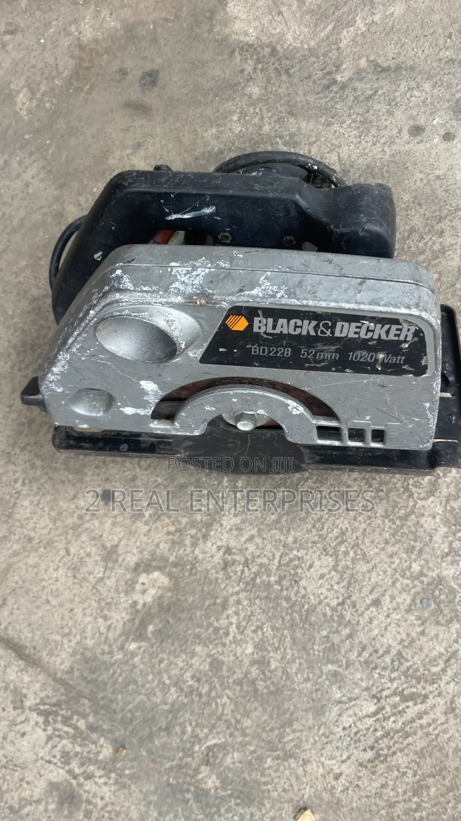 Circular Saw With Exposed Handle 1020W 52mm Diameter Blade