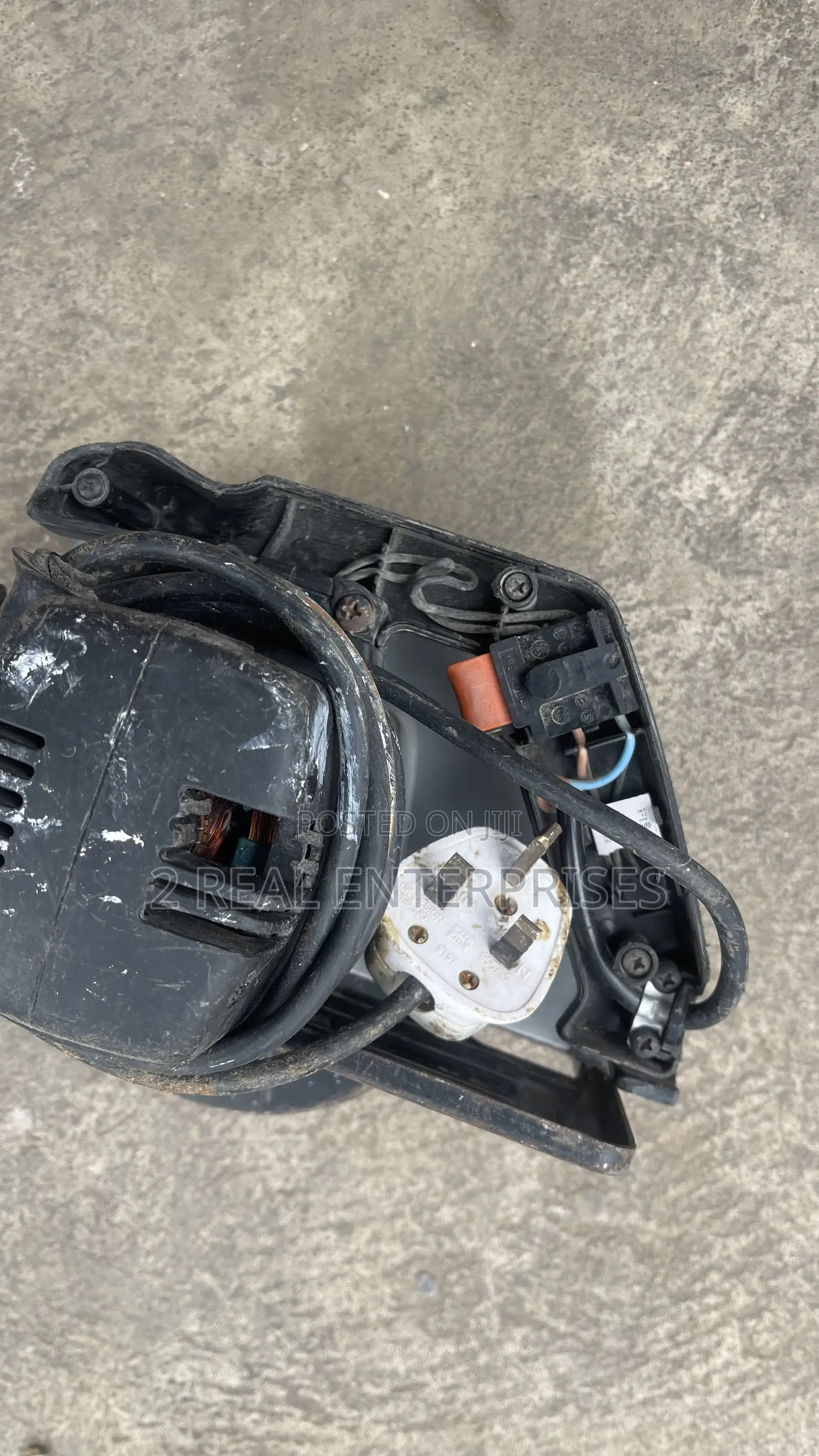 Circular Saw With Exposed Handle 1020W 52mm Diameter Blade