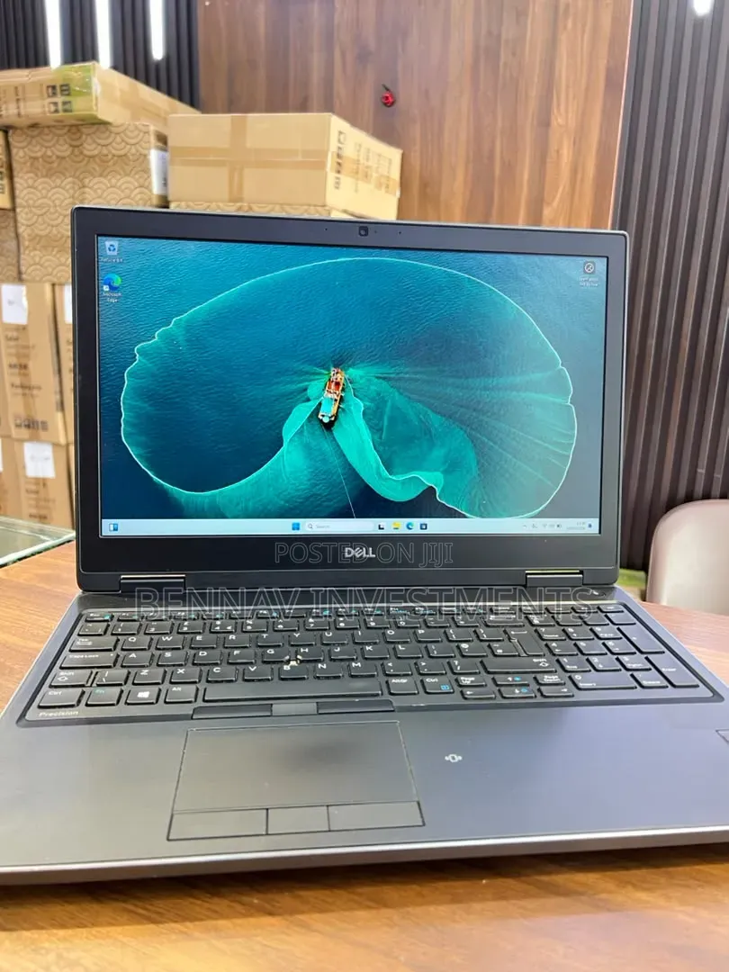 Laptop Dell Precision 7530 32GB Intel Core i7 HDD+SSD 512GB