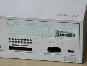 Xbox Series S No Games and Pad