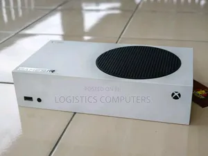 Xbox Series S No Games and Pad