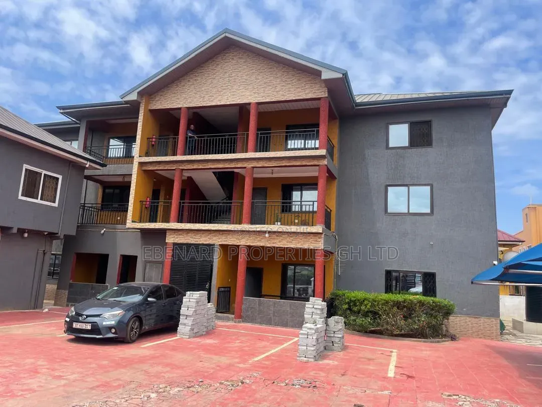 2bdrm Apartment in Ebenard Properties, Baatsona Total for rent