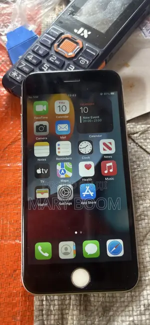 Apple iPhone 6s 64 GB Gray