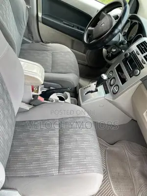 Dodge Caliber 1.8 L SXT 2009 Red