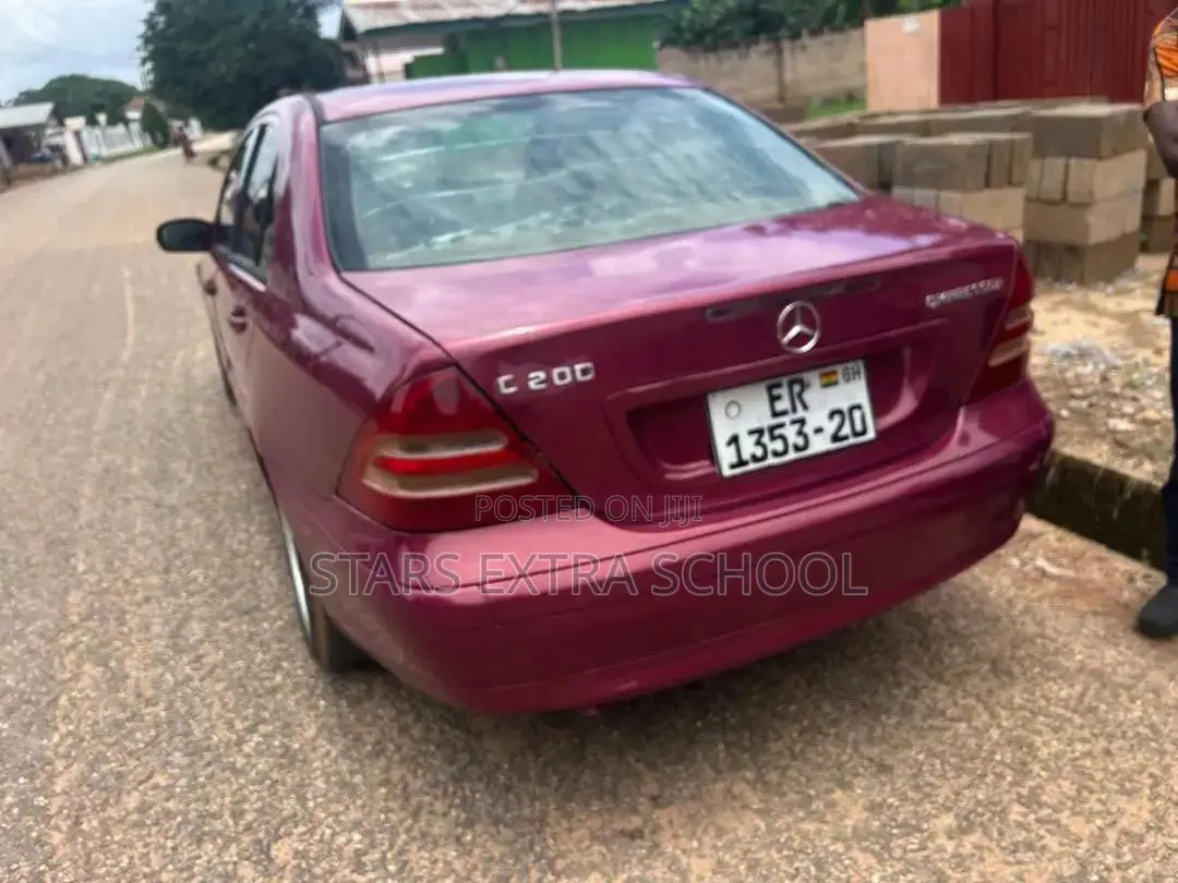 Mercedes-Benz C200 2006 Pink