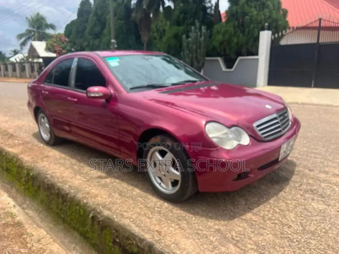 Mercedes-Benz C200 2006 Pink