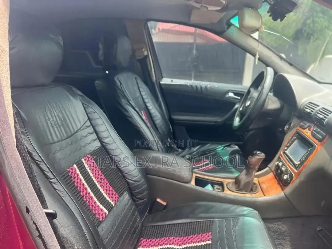 Mercedes-Benz C200 2006 Pink