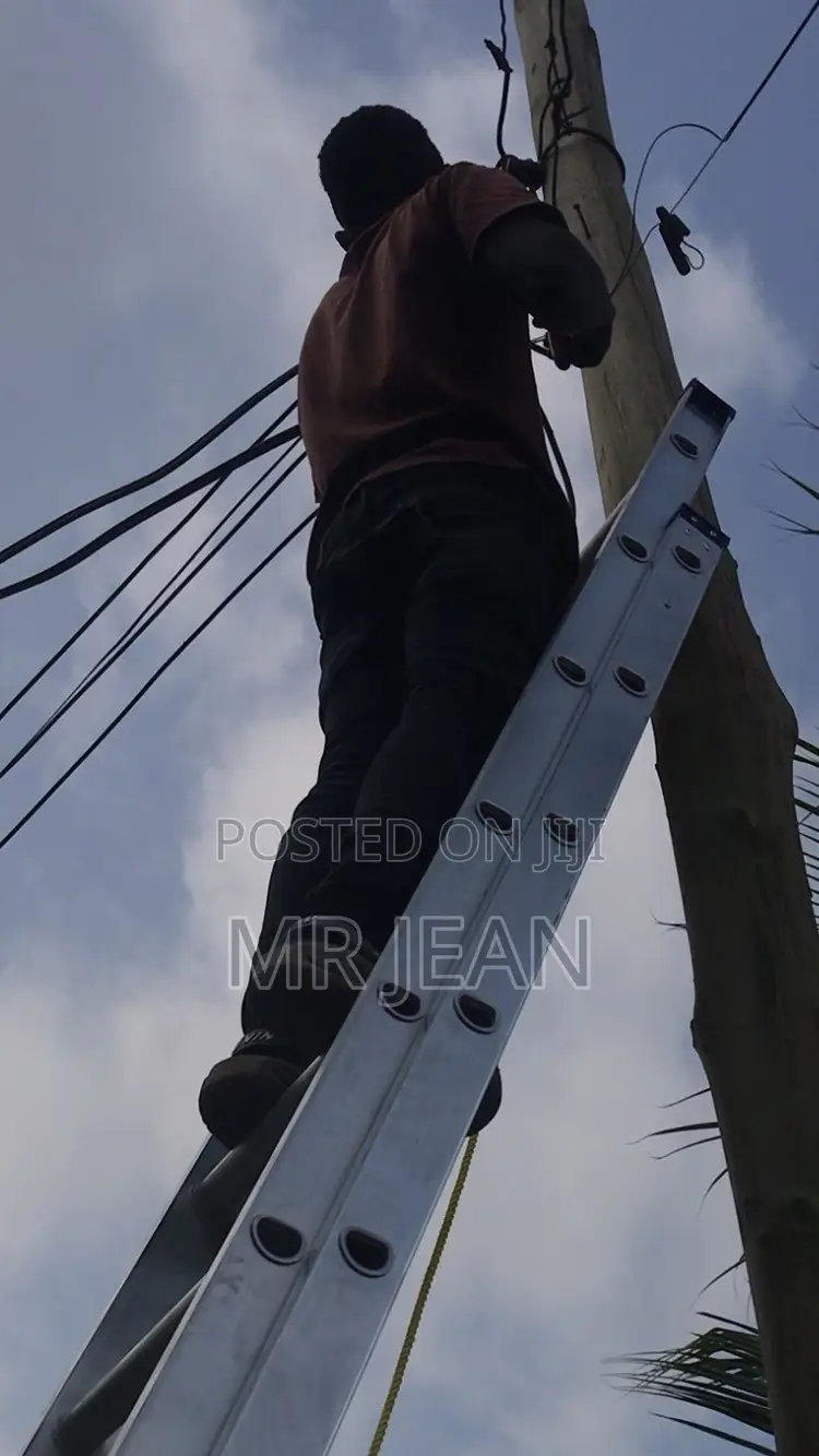 Professional Electrician and AC Installer
