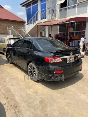 Toyota Corolla 2013 Black