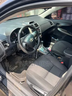 Toyota Corolla 2013 Black