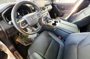 New Toyota Land Cruiser 2024 White
