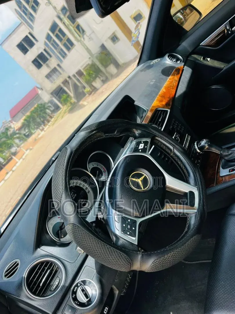 Mercedes-Benz C250 2014 Gray