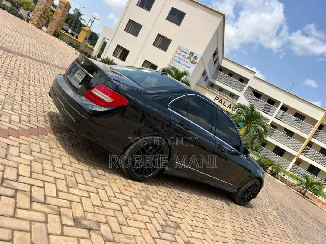 Mercedes-Benz C250 2014 Gray
