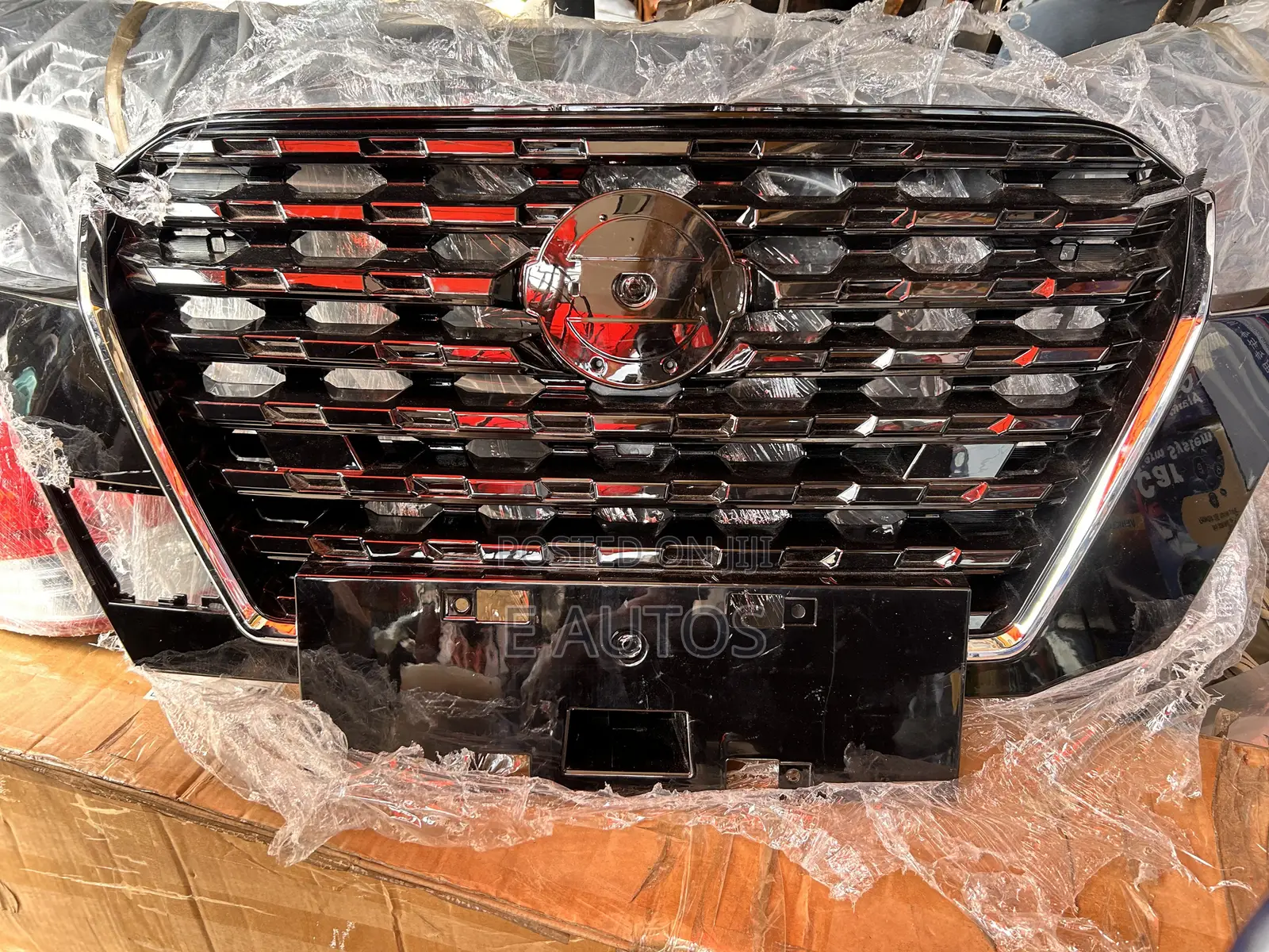 2020,2021,2022,2023,2024 Nissan Kicks Front Grille