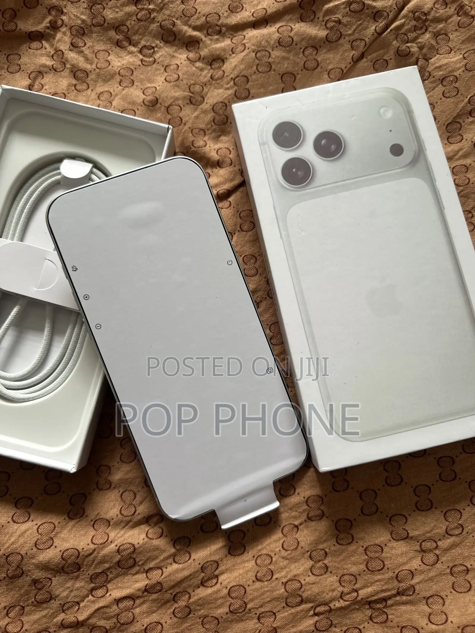 New Apple iPhone 17 Pro Max 256 GB Silver