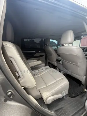 Toyota Highlander Limited 2019 Gray
