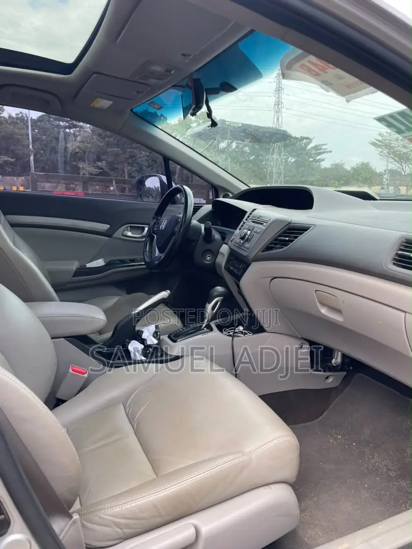 Honda Civic 2012 Silver