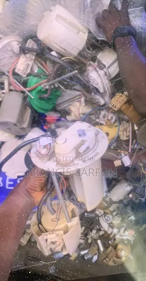 Toyota Vitz Fuel Pump
